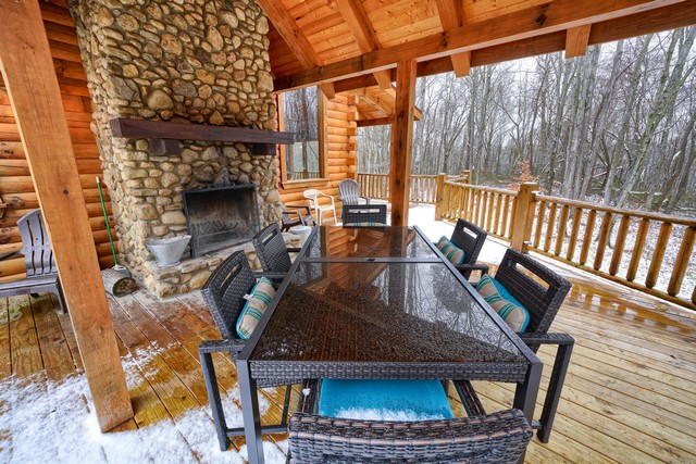 Quaint charm of the cabin rental in Hocking Hills