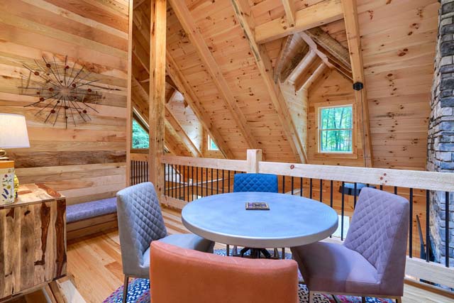 Cozy and inviting cabin rental