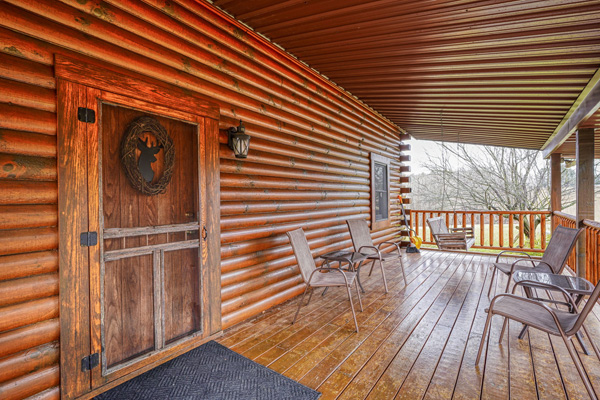Charming cabin rental with natural beauty