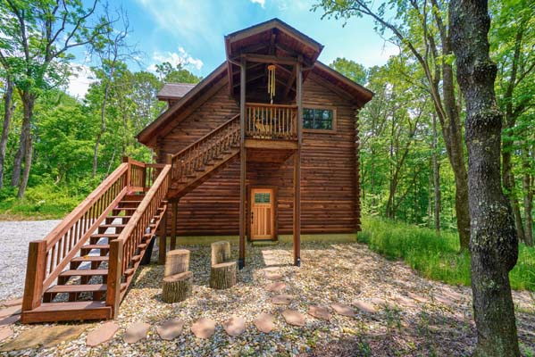 Traditional log cabin design