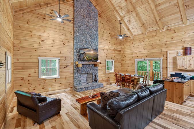 Beautiful Hocking Hills vacation rental accommodations