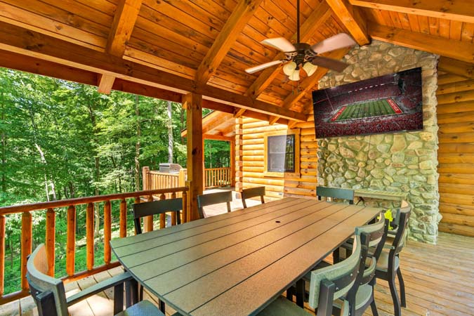 Entertainment focused cabin retreat for groups and families