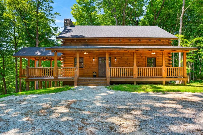Weekend getaway destination near Lake Logan Ohio