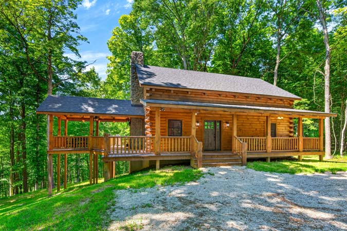 Perfect location for exploring Hocking Hills attractions