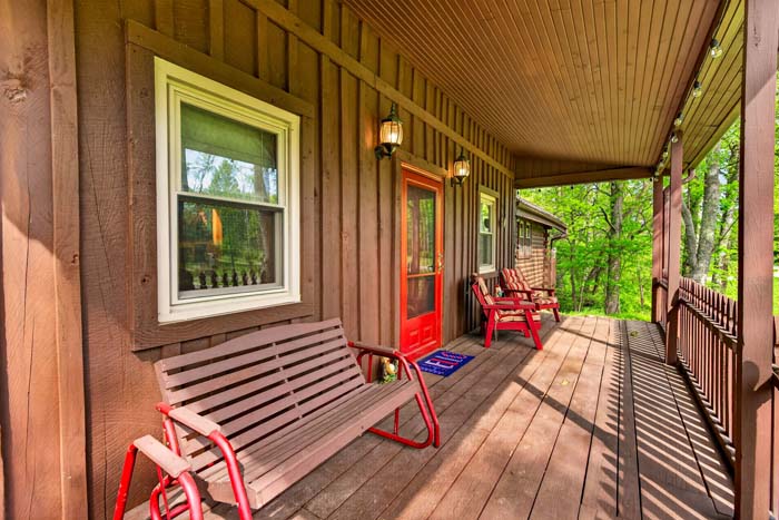Cabin kitchen with guest essentials