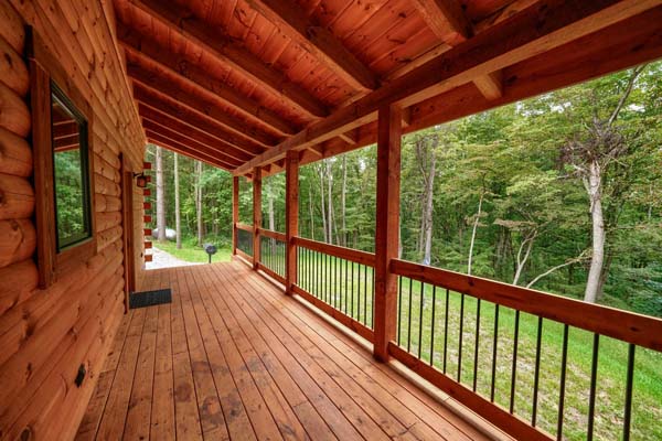 Stunning architecture of Rock Ridge cabin