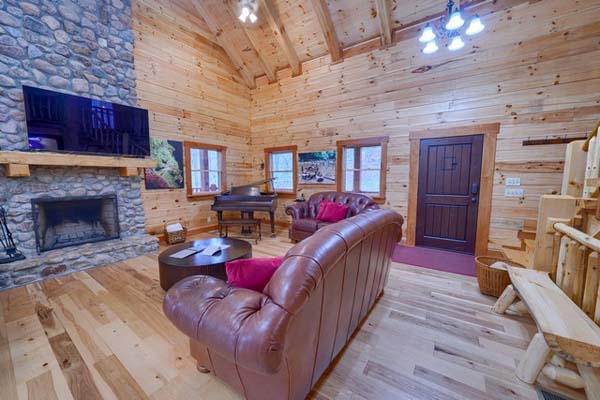 Rosewood Lodge - Hocking Hills - Old Man's Cave - Ohio