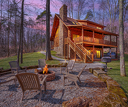 up to 8 guestins in tis cabin in the woods