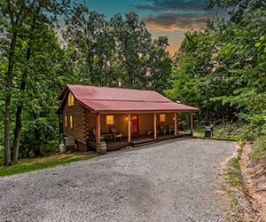 Red Pine Cabin — Hocking Hills cabin rental near Conkle's Hollow