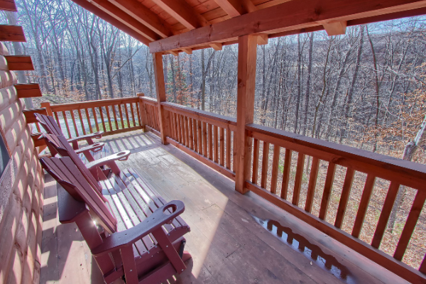 Outdoor seating area for relaxation at Ridgeback Cabin