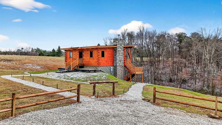 The Tack Room — Hocking Hills, photo 1
