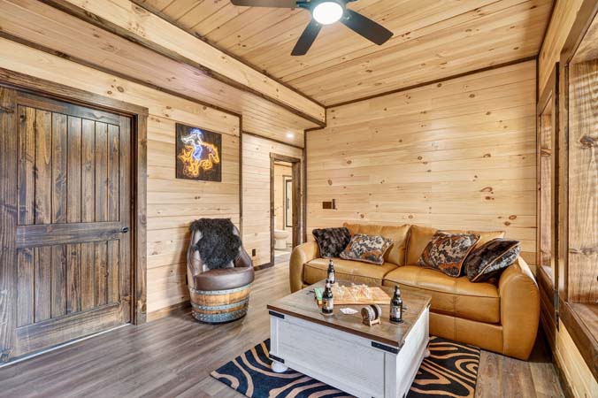 The Tack Room — Hocking Hills, photo 39